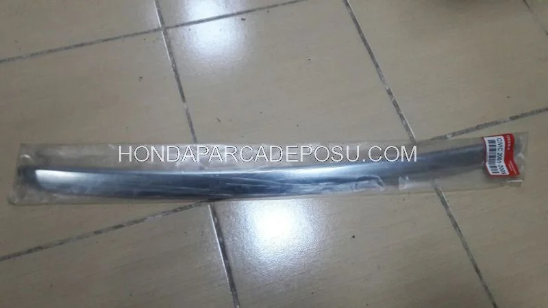 Honda Civic Kaput Uç Nikelaji 2003 2004 2005 Model