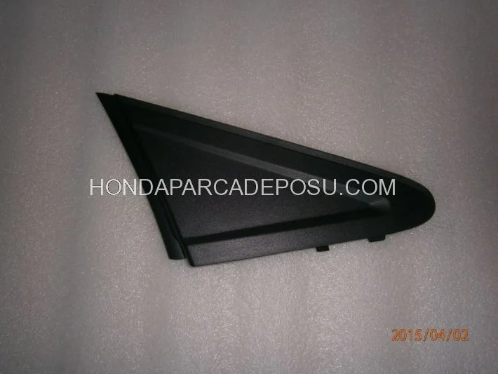 Honda Civic Kapı Köşe Plastiği 2012 2013 2014 2015 2016 Model