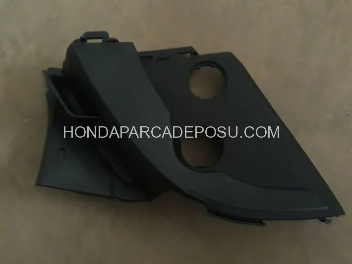 Honda Civic Ön Cam Köşe Plastiği