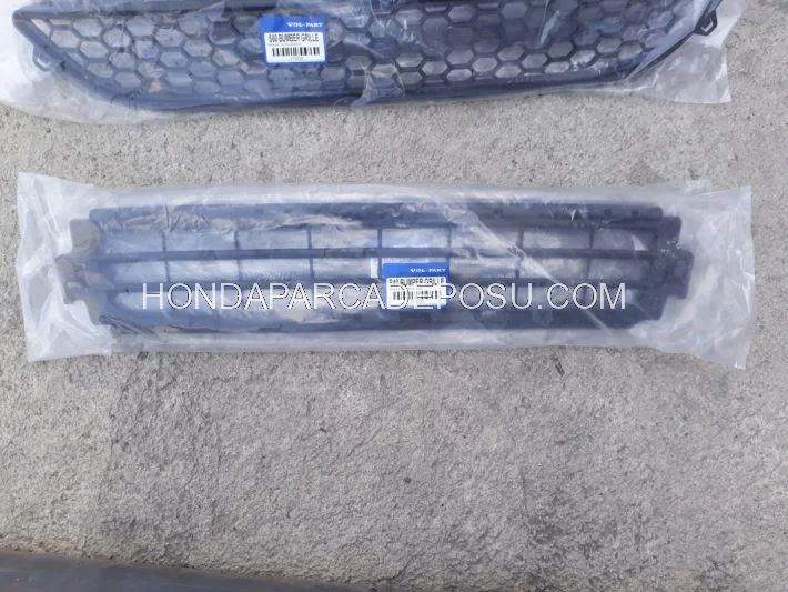 Volvo S40 Ön Tampon Alt Orta Izgarası 2008 2009 2010 2011 Model