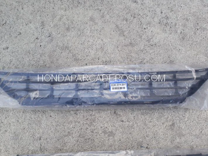 Volvo Xc60 Ön Tampon Alt Izgarası 2014 2015 2016 2017 Model