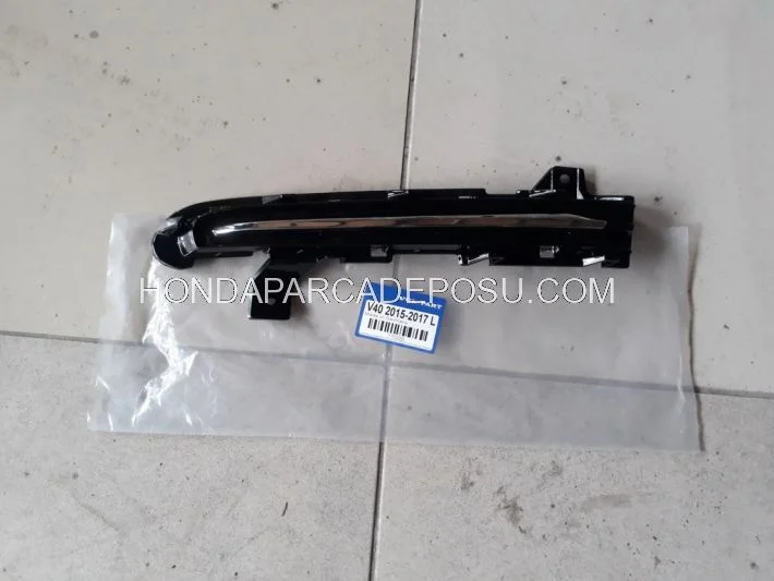 Volvo V40 Tampon Izgarası 2014 2015 2016 2017 Model