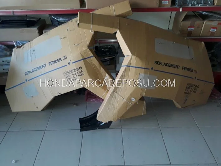HONDA CİVİC SAĞ ARKA ÇAMURLUK 2017,2018,2019,2020 MODEL