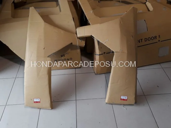 HONDA CİVİC SAĞ ÖN ÇAMURLUK 2017,2018,2019,2020,2021 MODEL