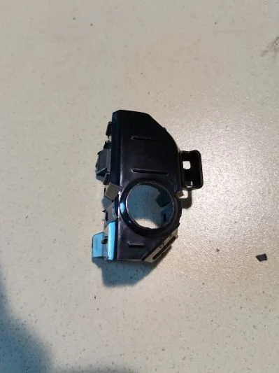 Volvo S90 Tampon Alt Sensör Yuvasi 2017 2018 2019 2020 Model