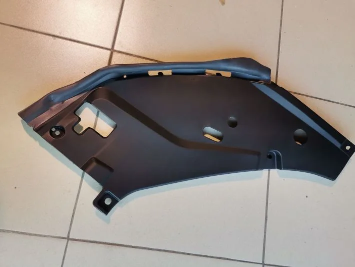 Volvo S90 Panel Üst Kaplama Köşe 2017 2018 2019 2020 Model