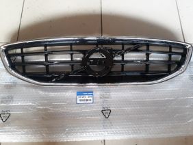 VOLVO V40  ÇAMURLUK DAVLUMBAZI 2014, 2015, 2016, 2017 MODEL